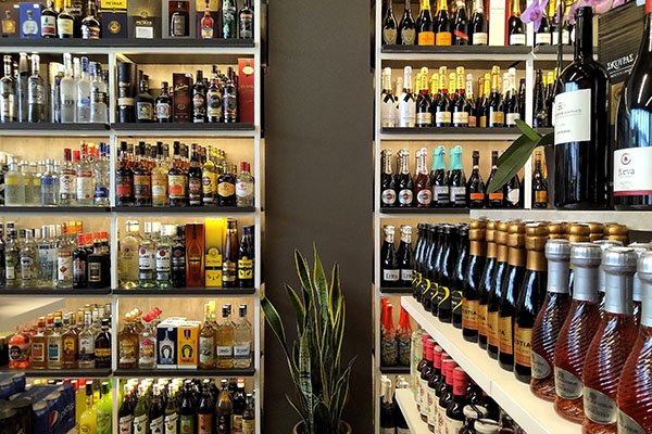 φωτιζομενες βιτρινες