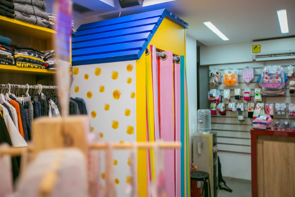 Ανακαίνιση καταστήματος παιδικών ρούχων