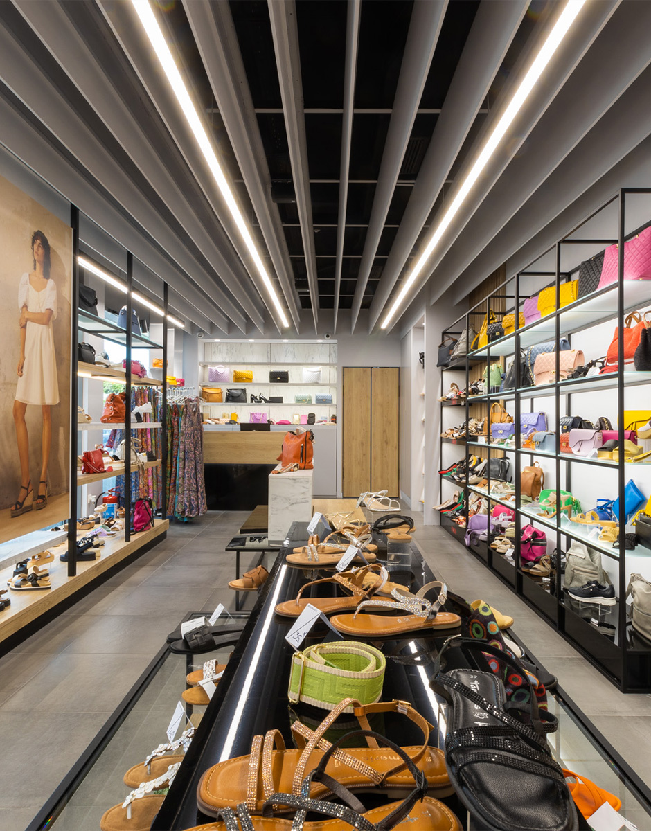 Ανακαίνιση Καταστήματος υποδημάτων Moschoutis