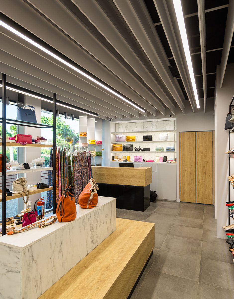 Ανακαίνιση Καταστήματος υποδημάτων Moschoutis