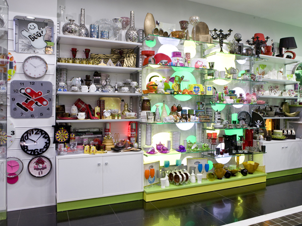 Ανακαίνιση Κατάστηματος Ειδών Δώρων