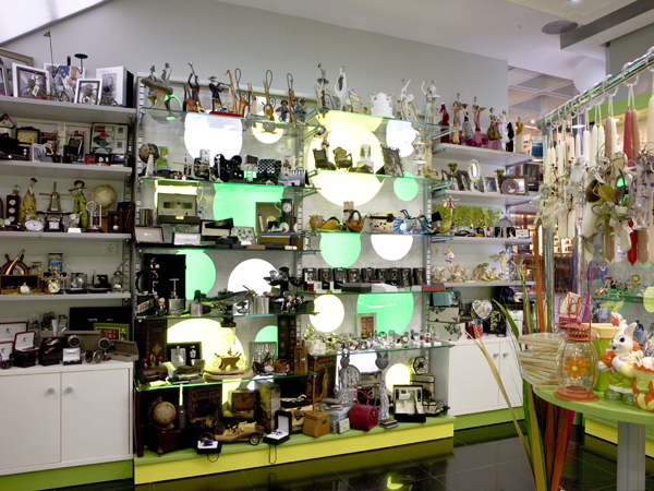 Ανακαίνιση Κατάστηματος Ειδών Δώρων