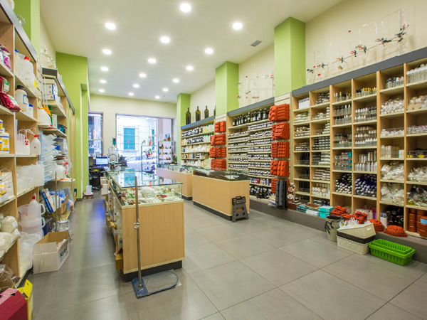 Ανακαίνιση Καταστήματος Χημικών Προϊόντων 