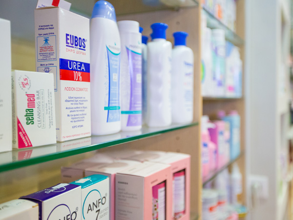 ανακαίνιση φαρμακείου